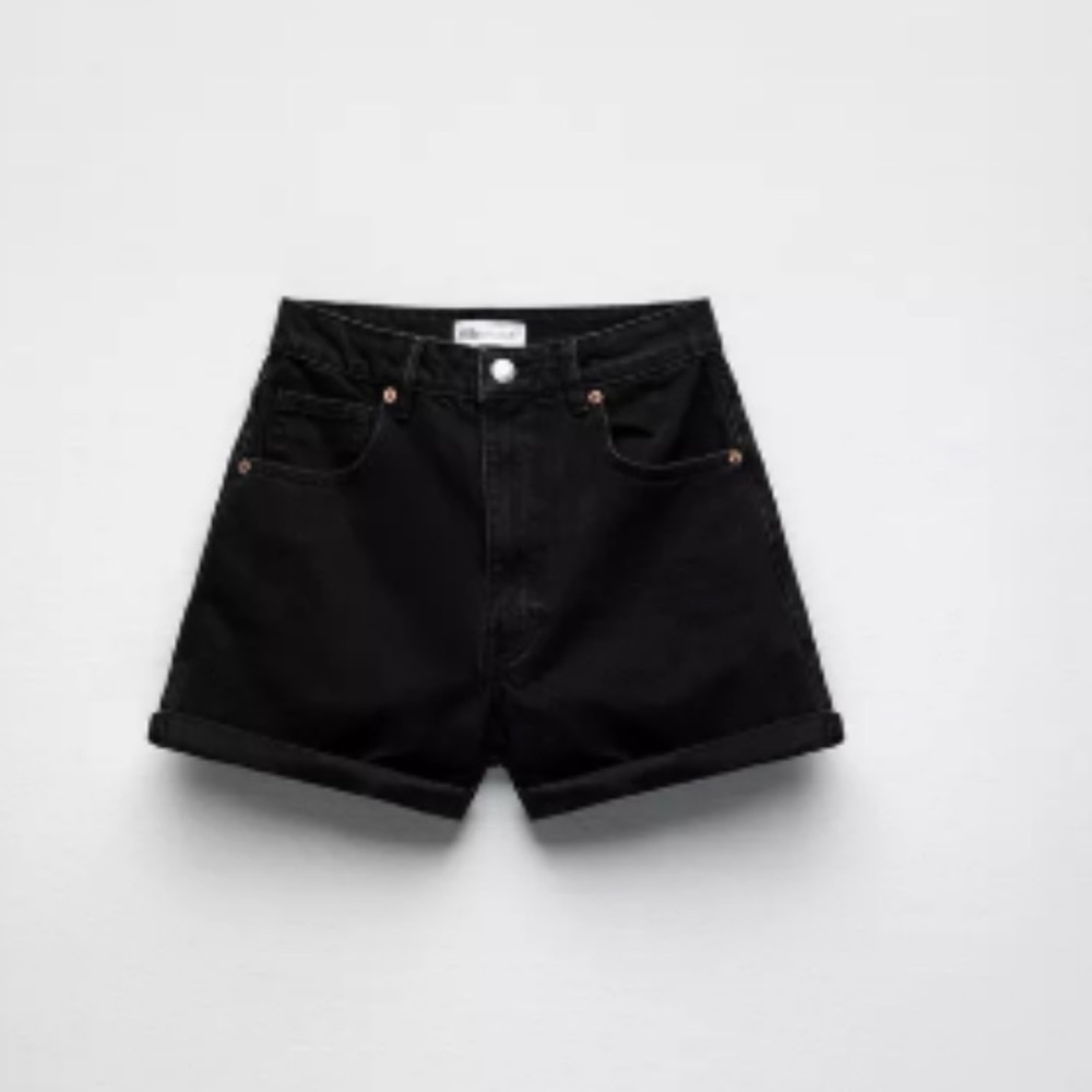 Zara Black Denim Women's Shorts/mom fit short 6/38